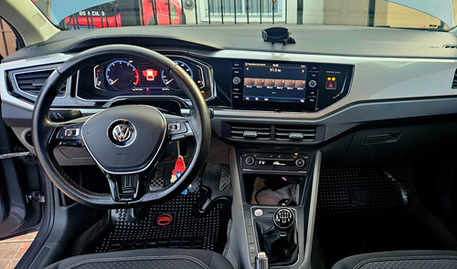 Volkswagen Polo 1.6 Msi Highline