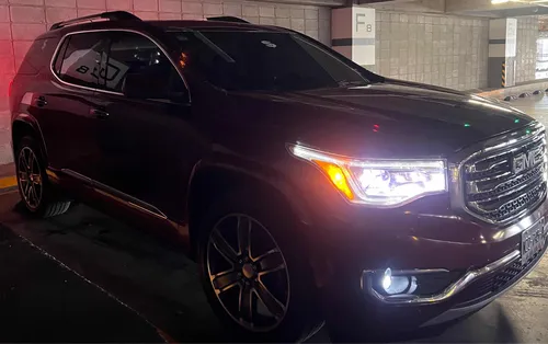 GMC Acadia 3.7 Denali At