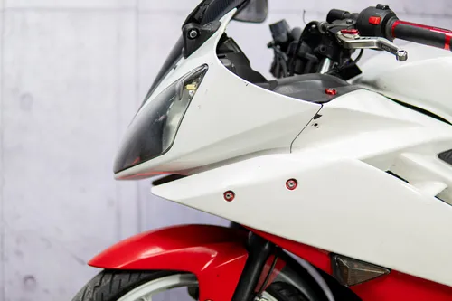 Yamaha R15 150 2014