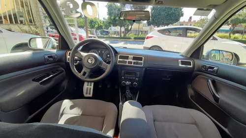 Imagen 7 de 15 de Volkswagen Jetta Trendline 2009