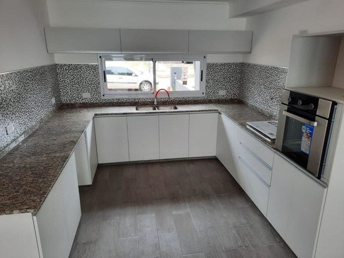 Imagen 25 de 25 de Greenville 2, Duplex En Venta De 3 Dormitorios, Escritorio, 3 Baños
