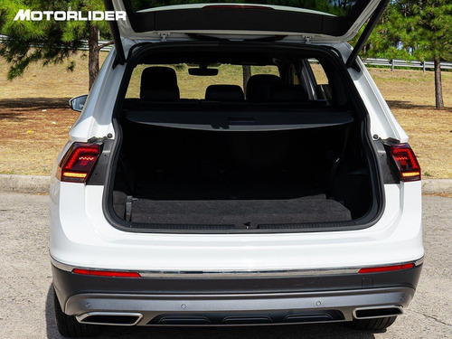 Imagen 12 de 25 de Volkswagen Tiguan 2.0 Highline 7 Ps | Permuta / Financia