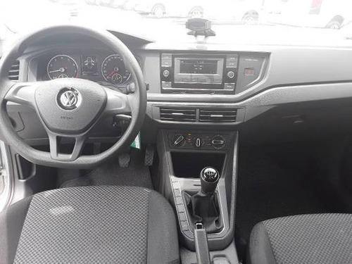 Imagem 3 de 9 de Volkswagen Polo 1.0 Mpi Total Flex Manual