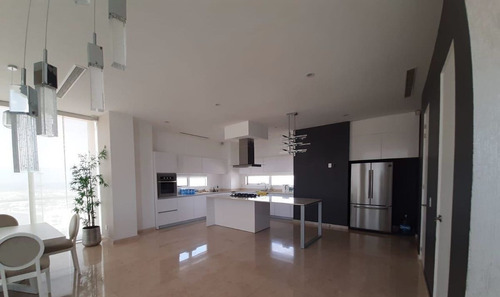 Penthouse - Country Towers-