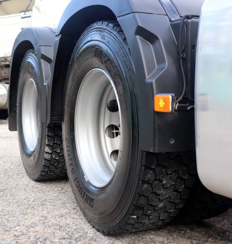 Imagem 9 de 9 de Volvo Fh 540 6x4 2019 - Branco - Com 150 Mil Km - Novo !!!