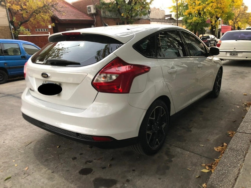 Imagen 7 de 13 de Ford Focus 1.6s