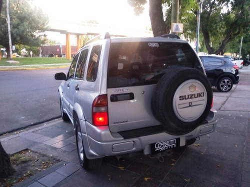 Imagen 3 de 10 de Suzuki Gand Vitara