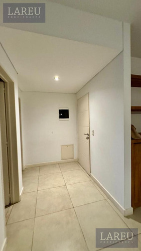 Departamento De 2 Ambientes - Condominio Civis