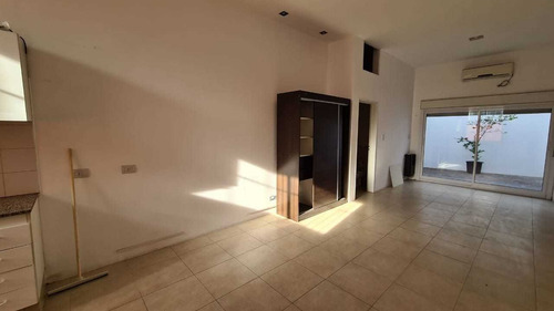 Imagen 5 de 12 de Lascano Al 4700 - Ph 1 Amb. Divisible Con Patio
