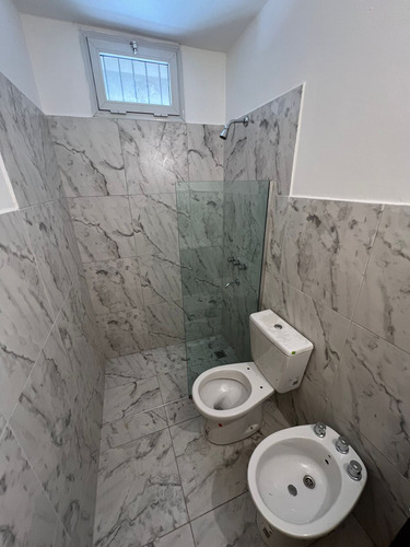 Casa En Venta A Estrenar Barrio Observatorio 2 Dormitorios Con Entrada Para Auto.