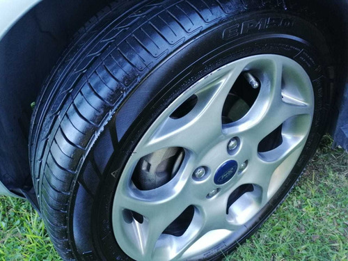 Ford Fiesta Kinetic Design 1.6 Design 120cv Titanium