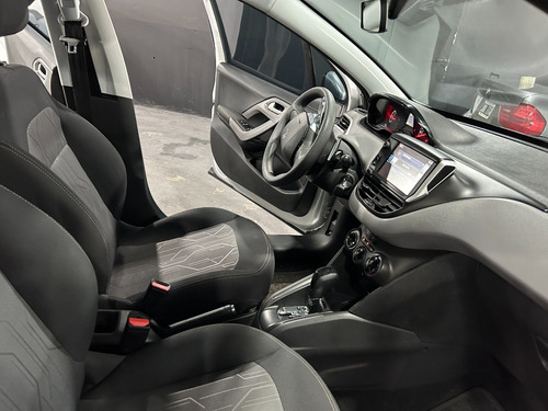 Imagen 14 de 25 de Peugeot 208 Allure Nav Tiptronic 2017 No Feline Sport Thp