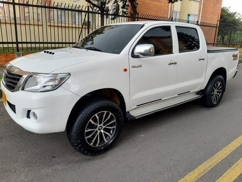 Imagen 1 de 11 de Toyota Hilux 2.5 Full 4x4