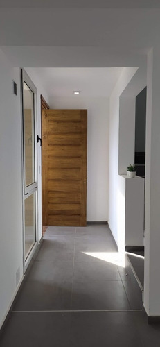 Imagen 3 de 12 de Docta, Duplex De 3 Dormitorios, Patio, Asador, Cochera Doble, Seguridad 24hs
