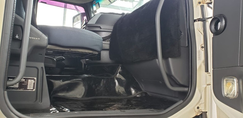 Volvo 460 2013/13 6x2 1058146km (480, 420) (4j36)