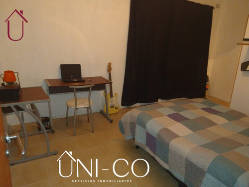 Imagen 10 de 16 de Venta Casa Con Jardín Y Pileta, Cinco (5) Ambientes, Barrio La Carolina, Ciudad De Córdoba.