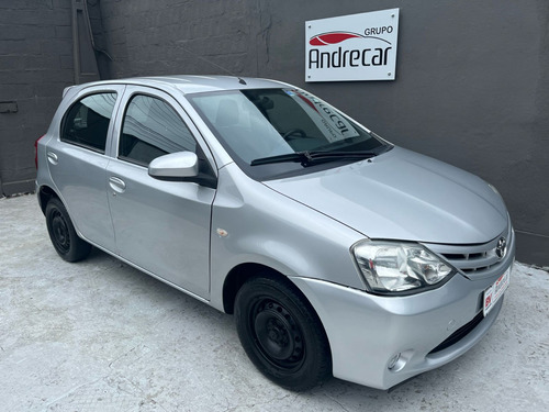 Toyota Etios 1.3 X 16V FLEX 4P MANUAL