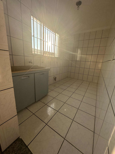 Sobrado 3 Quartos Suíte,vaga De Garagem Na Vl Santa Catarina