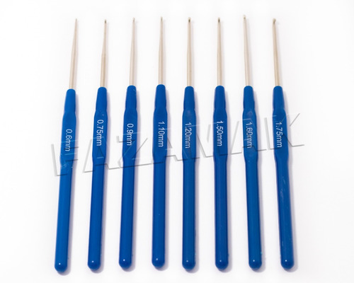 Kit Com 16 Agulhas De Crochê + Acessórios + Estojo
