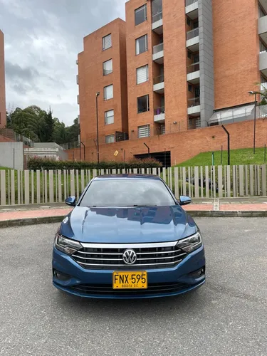 Volkswagen New Jetta Conforline Turbo