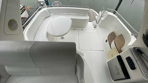 Imagen 2 de 15 de Crucero Custon Compac Volvo D4 Canestrari Quest Klase