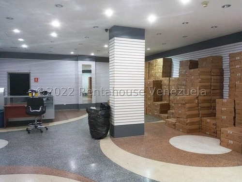 En Alquiler Piso Industrial / Depósito / Showroom / Oficina 720 Mts Boleita Norte Con Ascensor De Carga 24-6680 Mvg