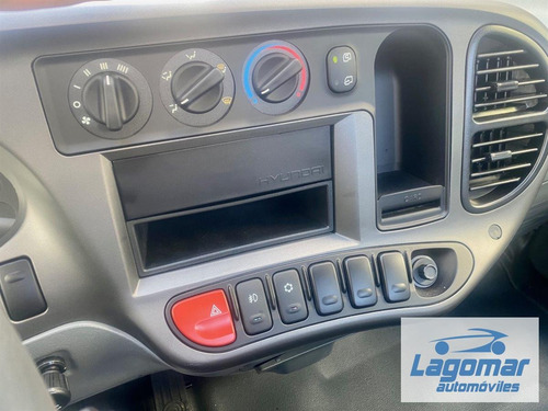 Imagen 11 de 13 de Hyundai Hd45 C/aire 2.6 2022 0km - Lagomar Automóviles