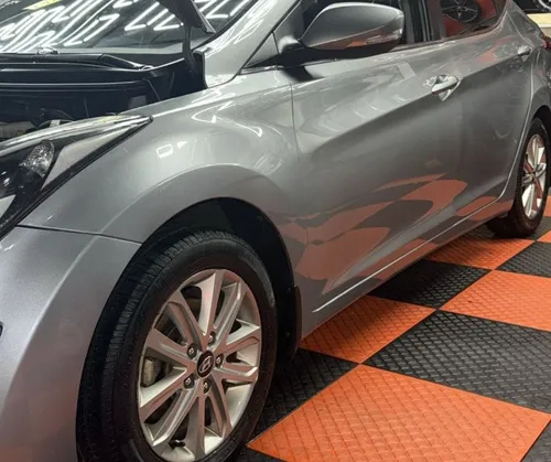 Hyundai Elantra 1.6l