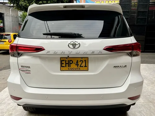 Toyota Fortuner 2.7l