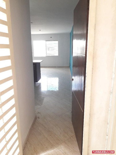 Apartamentos En Venta En San Diego, Las Abadías. Foa-685