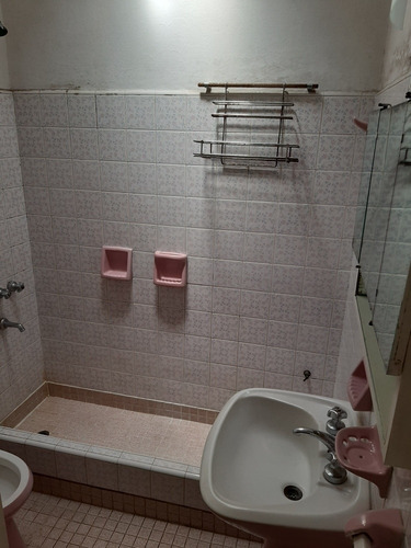 Venta Casa De 3 Amb. Zona San Justo