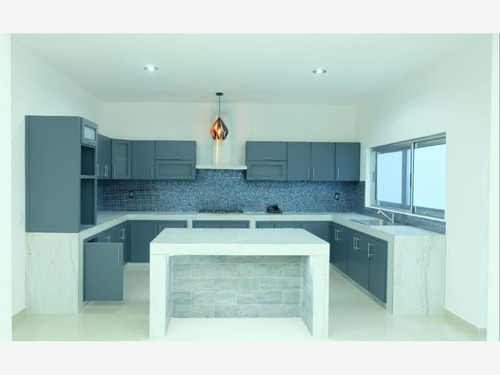 Imagen 7 de 12 de Casa Sola En Venta Fraccionamiento San Pedro Mirador
