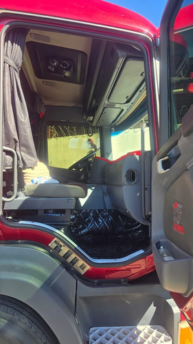 Scania P360 4x2 2014/14 Susp A Ar Automatica