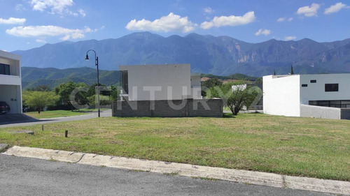Terreno Residencial En Venta En El Uro , Priv. Abedul Laderas