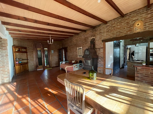 Venta | Hermosa Casa Quinta 5 Ambientes | Lujan Retasada