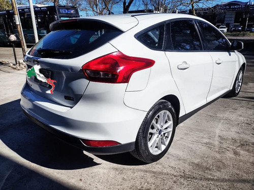 Imagen 6 de 10 de Ford Focus Iii S