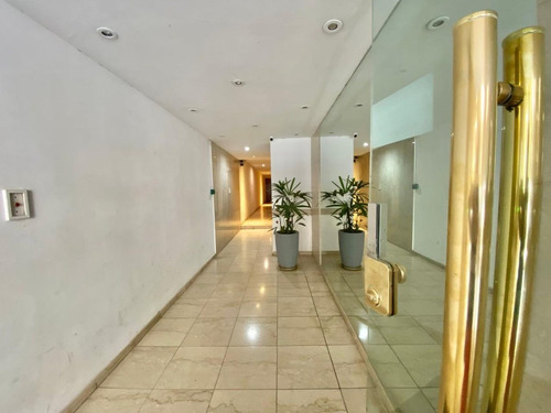 Venta Departamento Palermo, Frente Plaza Guemes