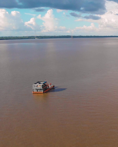 Imagem 3 de 6 de Barco Ferryboat