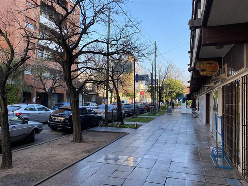 Imagen 3 de 24 de Venta Excelente Departamento 5º Piso De 4 Ambientes En Pleno Centro De Adrogue