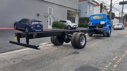 Volkswagen Vw 17210 2004