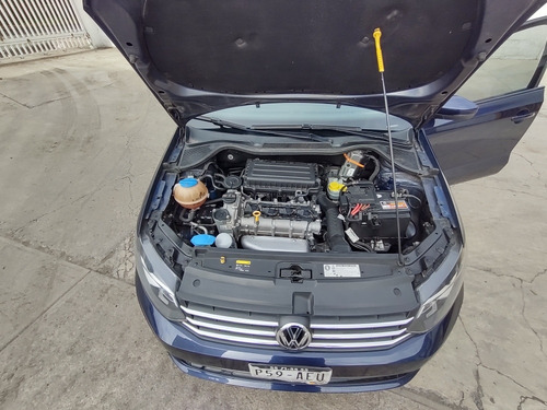 Imagen 10 de 10 de Volkswagen Vento 2016 1.6 Confortline At