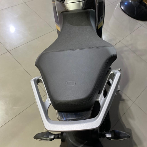 Imagen 4 de 16 de Moto Eléctrica Super Soco Ts Streethunter Black