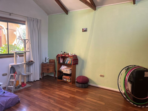 Casa 4d + 3b |cercano Metro Los Dominicos| Las Condes
