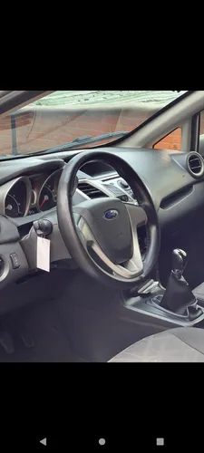 Ford Fiesta 1.6 Hatchback Mecánica