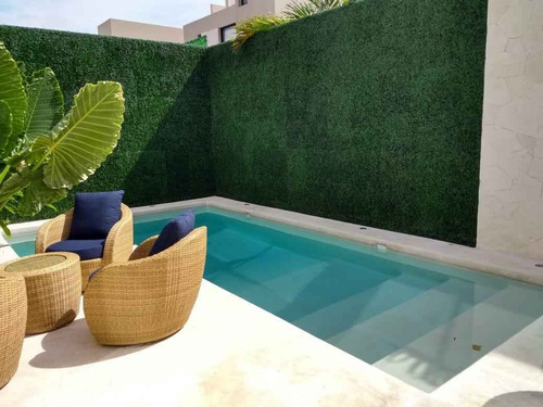 Casa En Privada En Playa Del Carmen