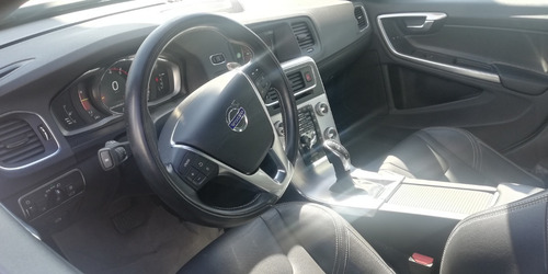 Volvo S-60