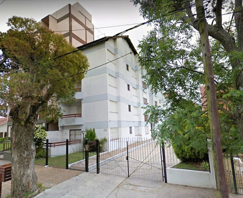 Venta Depto 3 Ambiente, Zona Exclusiva - Balcon Y Cochera