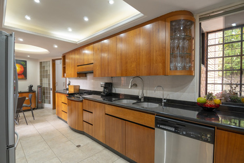 Imagen 10 de 30 de Town House Con Terraza En Venta - La Boyera Mls #23-25799cfj