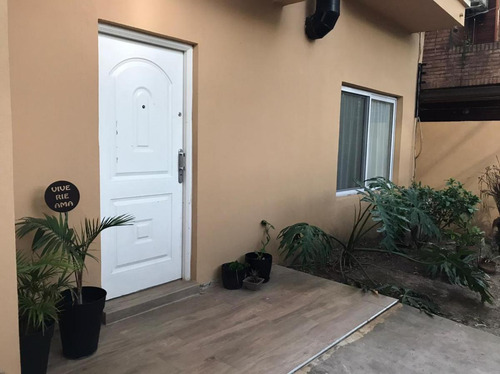 Imagen 2 de 14 de Casa - Barrio Parque Leloir
