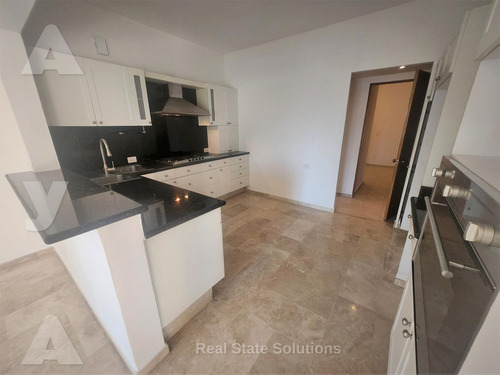 Departamento En Venta/renta, 3 Recámaras, Vista A Laguna, Isla Dorada, Cancún